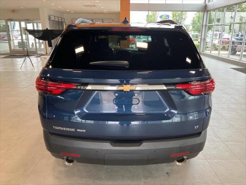 2022 Chevrolet Traverse LT Cloth