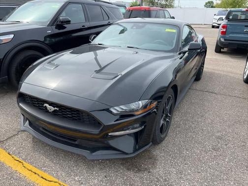 2022 Ford Mustang EcoBoost