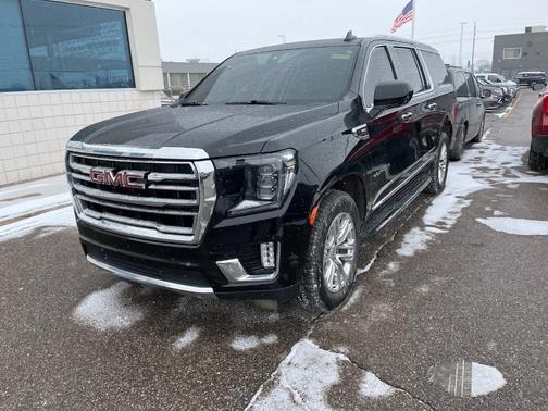 2021 GMC Yukon XL SLT
