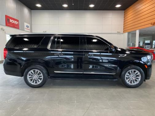 2021 GMC Yukon XL SLT
