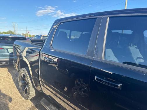 Diamond Black 2019 RAM 1500 Big Horn