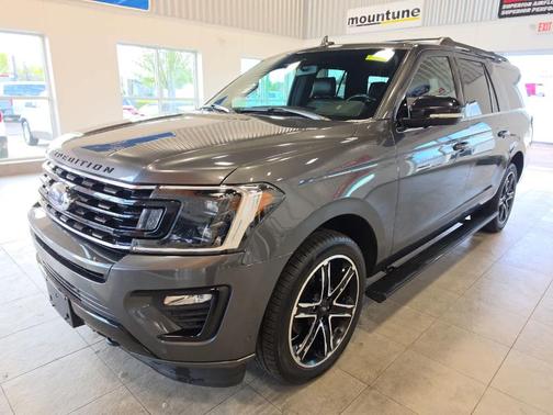 Magnetic Metallic 2020 Ford Expedition Max Limited