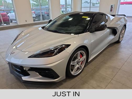 Silver 2020 Chevrolet Corvette Stingray w/2LT