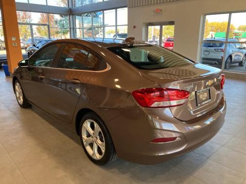 2019 Chevrolet Cruze Premier