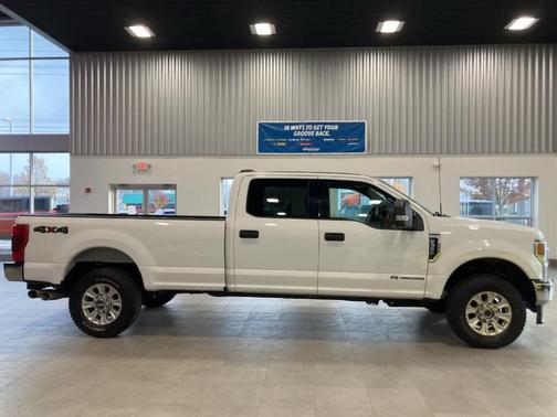 2022 Ford F-350 XLT