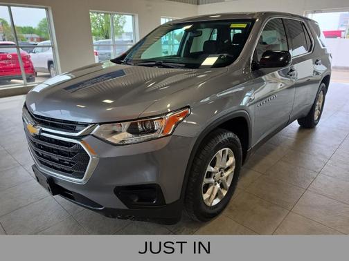 Satin Steel Metallic 2018 Chevrolet Traverse LS