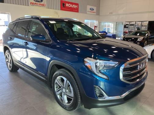 2021 GMC Terrain SLT