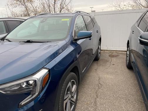 2021 GMC Terrain SLT