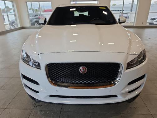 Fuji White 2019 Jaguar F-PACE 25t Prestige