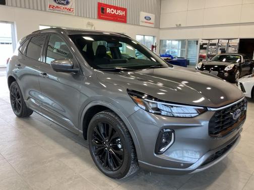 2023 Ford Escape ST-Line Elite