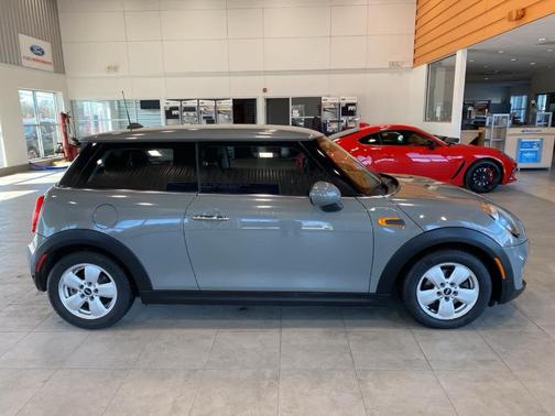 2019 MINI Hardtop Cooper