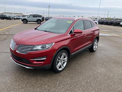 2015 Lincoln MKC Base