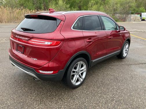 2015 Lincoln MKC Base