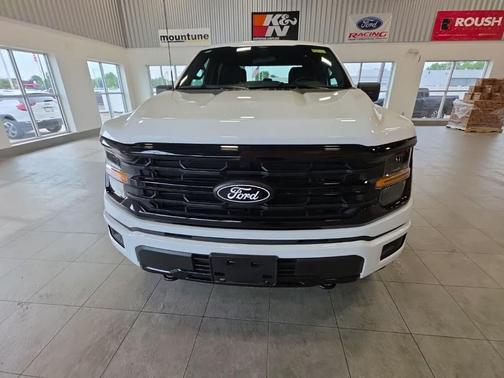 Oxford White 2025 Ford F-150 XLT