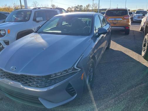 2021 Kia K5 LX