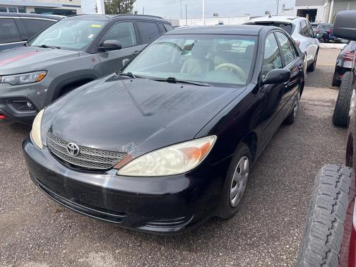 2004 Toyota Camry LE