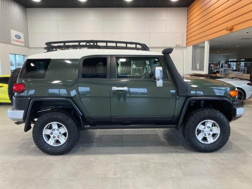 2010 Toyota FJ Cruiser 