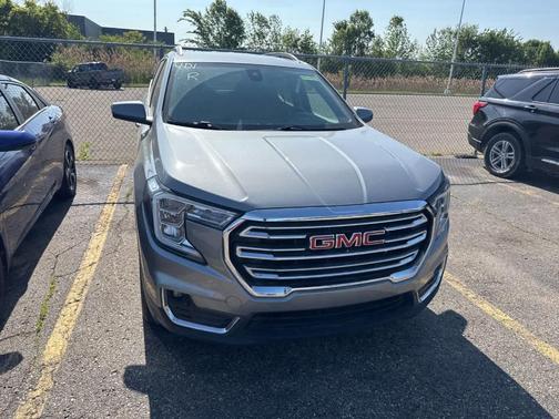 Sterling 2023 GMC Terrain SLT
