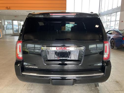 2020 GMC Yukon Denali