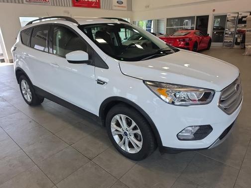 Oxford White 2018 Ford Escape SEL