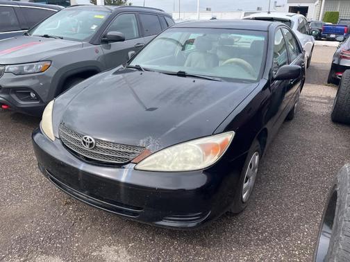 2004 Toyota Camry LE