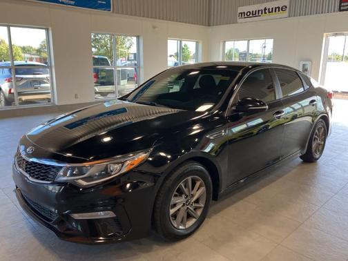 2020 Kia Optima LX