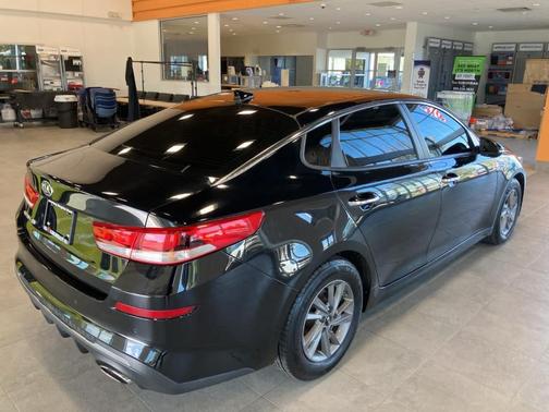 2020 Kia Optima LX
