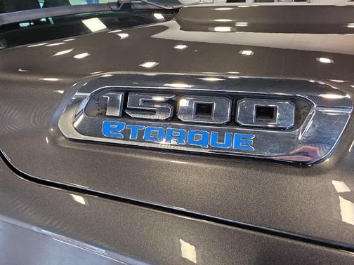 Granite Crystal Metallic 2022 RAM 1500 Tradesman
