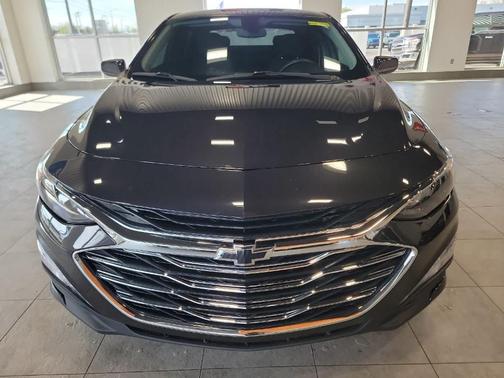 Black 2022 Chevrolet Malibu LT