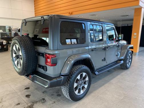 2021 Jeep Wrangler Unlimited Sahara