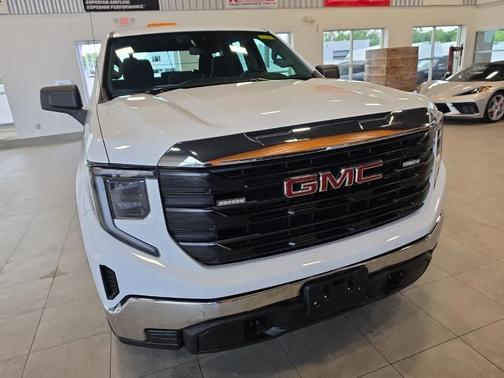 White 2023 GMC Sierra 1500 Pro