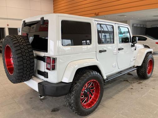 2016 Jeep Wrangler Unlimited Sahara