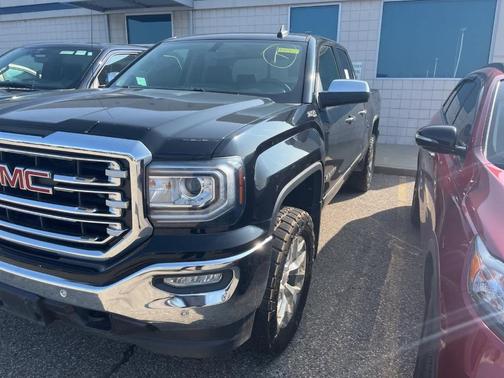 2017 GMC Sierra 1500 SLT