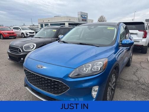 Velocity Blue Metallic 2021 Ford Escape Titanium Hybrid