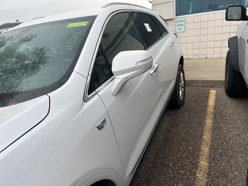 2022 Cadillac XT5 Luxury