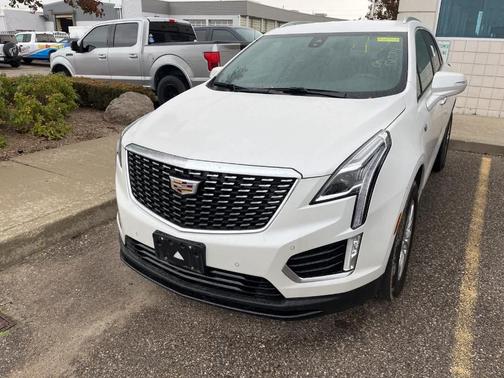 2022 Cadillac XT5 Luxury
