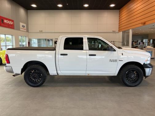 2018 RAM 1500 ST
