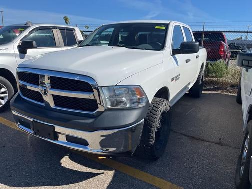 2018 RAM 1500 ST