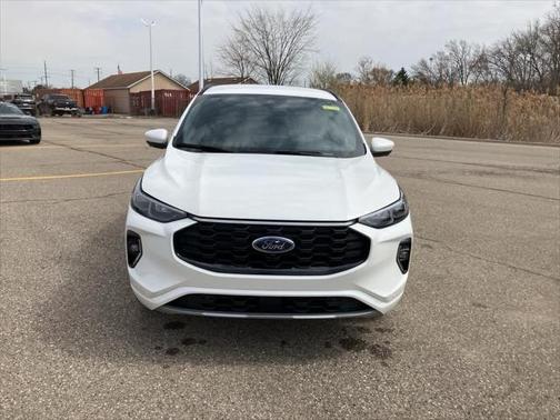 2023 Ford Escape ST-Line Elite