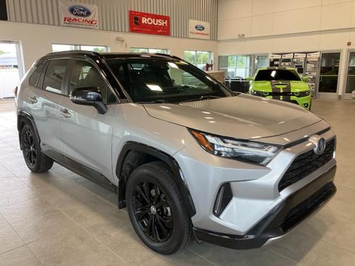 2022 Toyota RAV4 Hybrid XSE