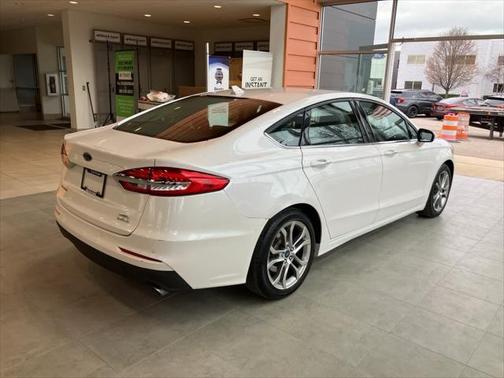 2020 Ford Fusion SEL