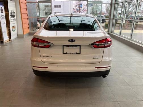 2020 Ford Fusion SEL