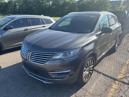 Magnetic Gray Metallic 2017 Lincoln MKC Reserve