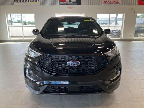 2023 Ford Edge ST-Line