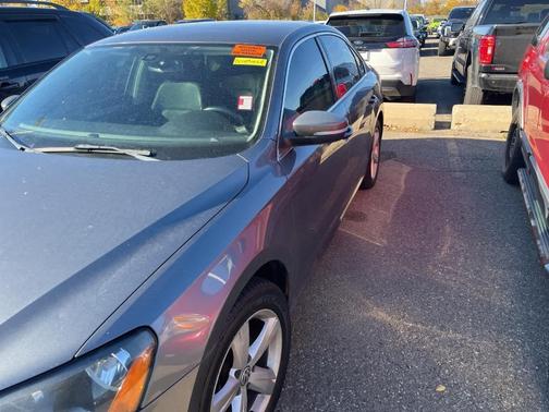 2013 Volkswagen Passat 2.5 SE