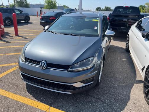 2017 Volkswagen Golf Alltrack TSI SE