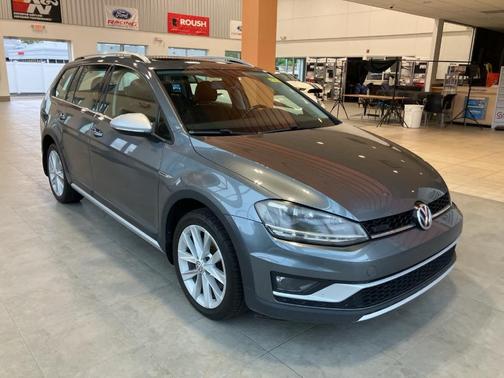 2017 Volkswagen Golf Alltrack TSI SE