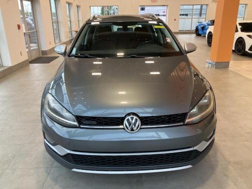 2017 Volkswagen Golf Alltrack TSI SE