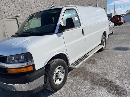 2024 Chevrolet Express 2500 Work Van