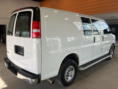 2024 Chevrolet Express 2500 Work Van